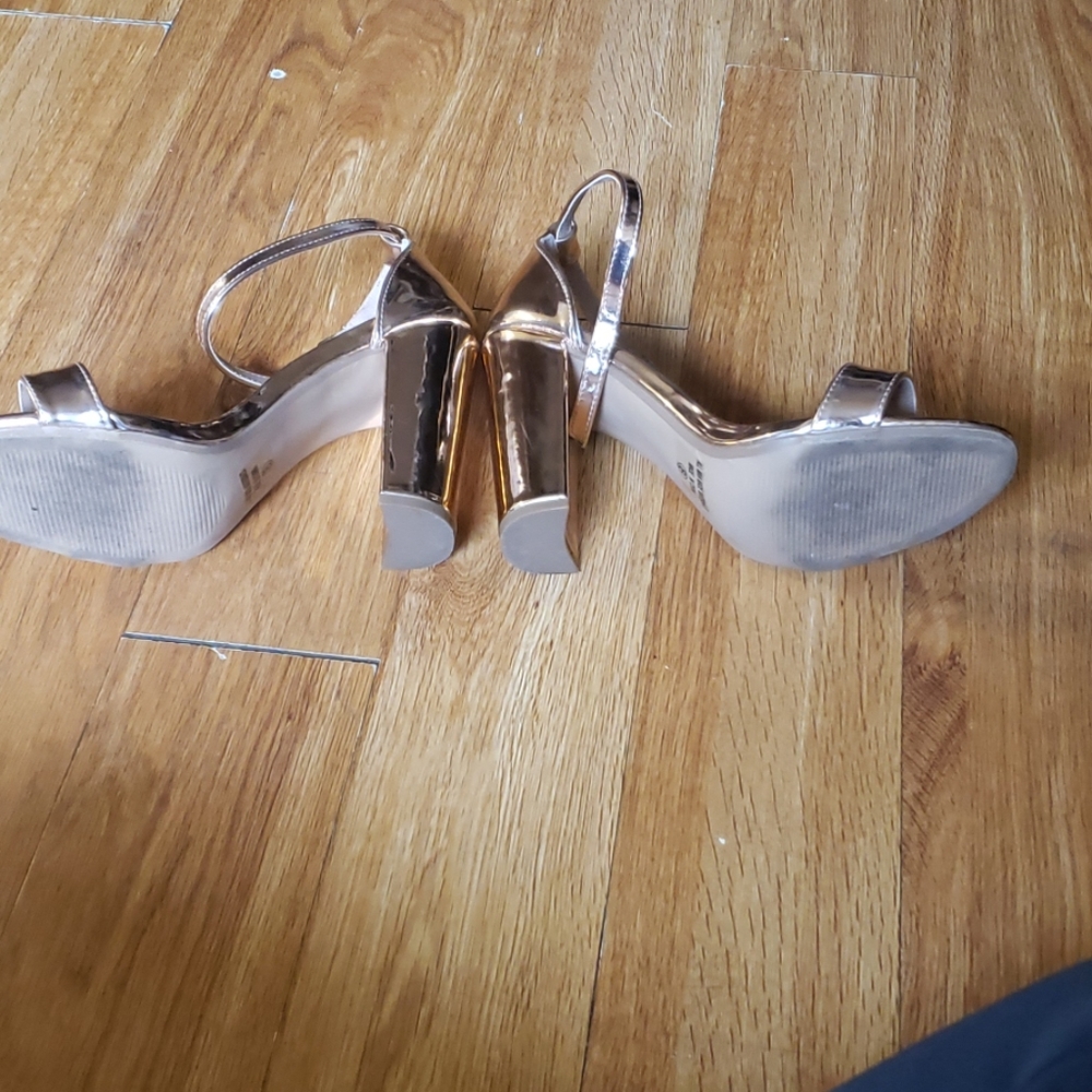 Rose gold high heels - Picture 6 of 8